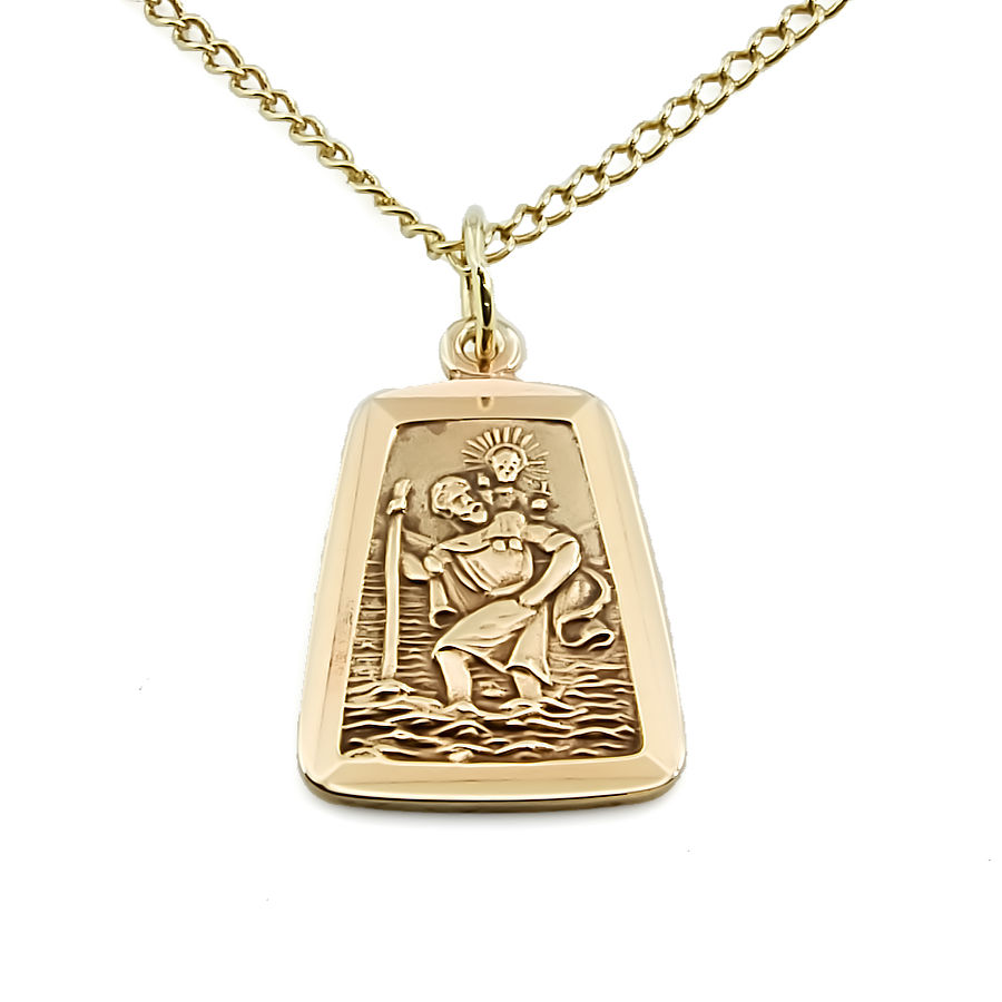 9ct gold 5.8g 18 inch St Christopher Pendant with chain